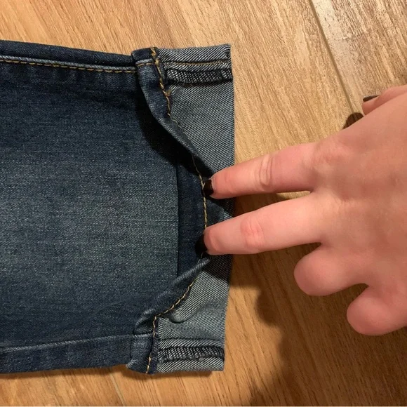 Apple Bottom capri jeans - Picture 5 of 8